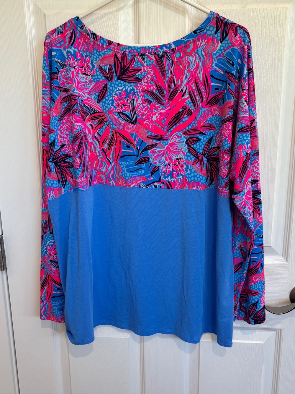 Lilly Pulitzer Finn Top - Picture 3 of 6